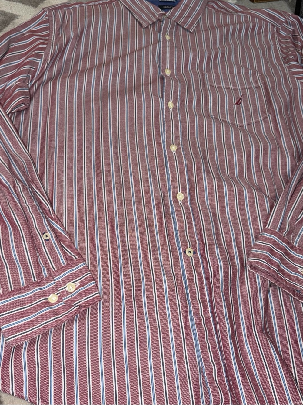 Nautical men’s XL striped button up